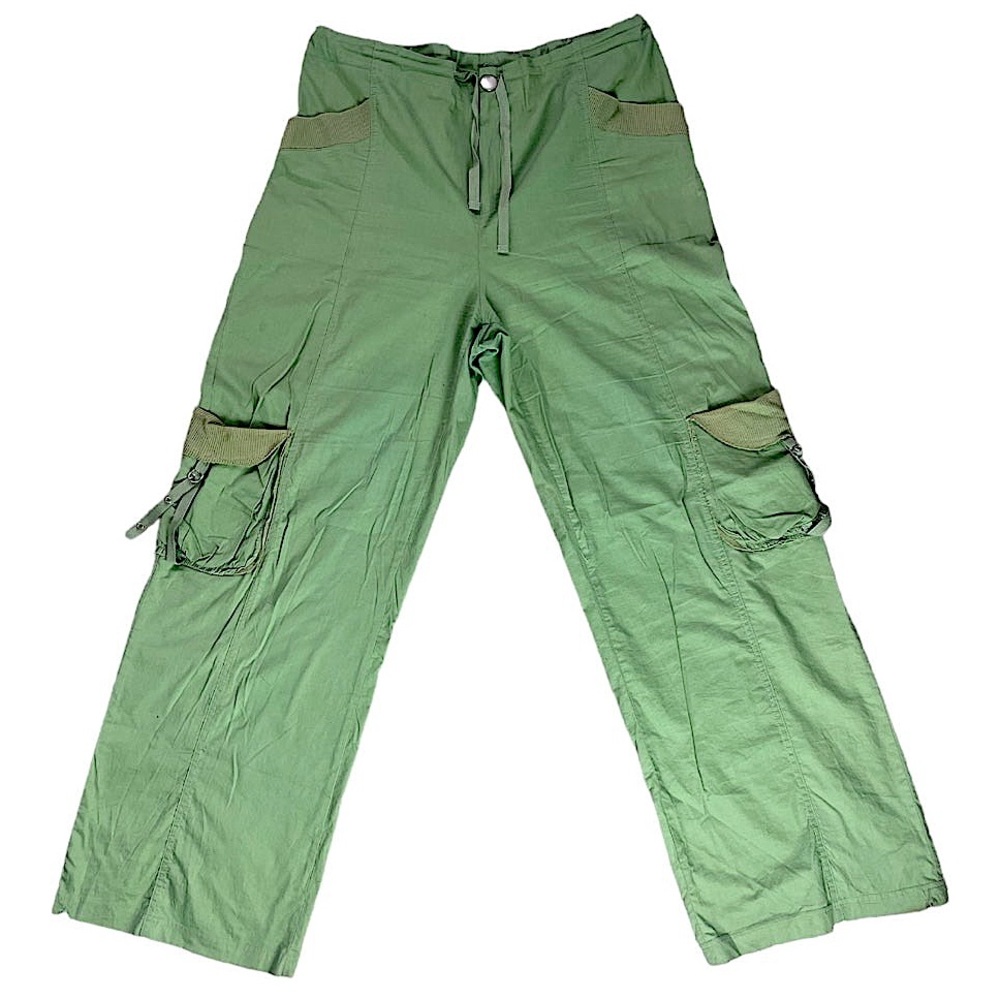 Military Green cargo Size 32 ~Super baggy & dope
condition 10/10 90s Y2K OG 107